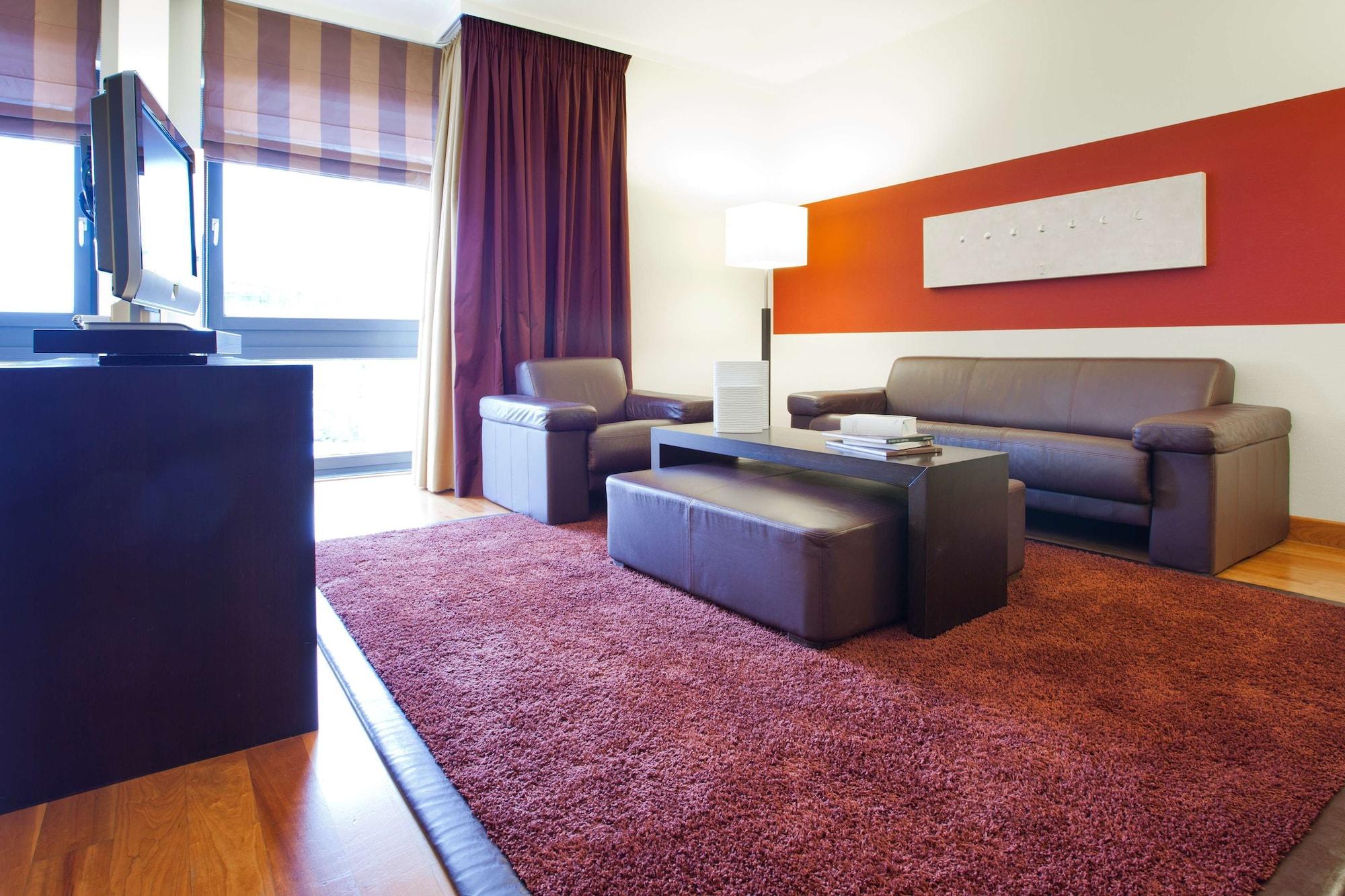 Отель Park By Radisson 4*